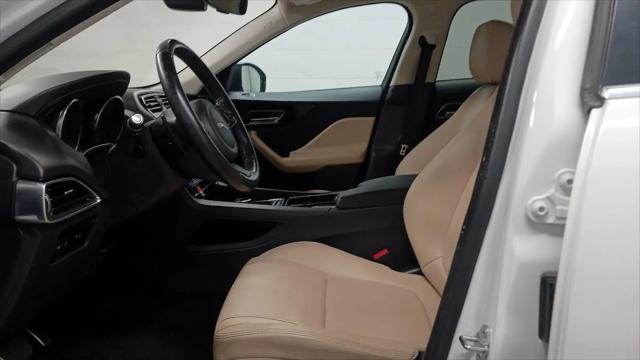 2019 Jaguar F-PACE 25t Premium