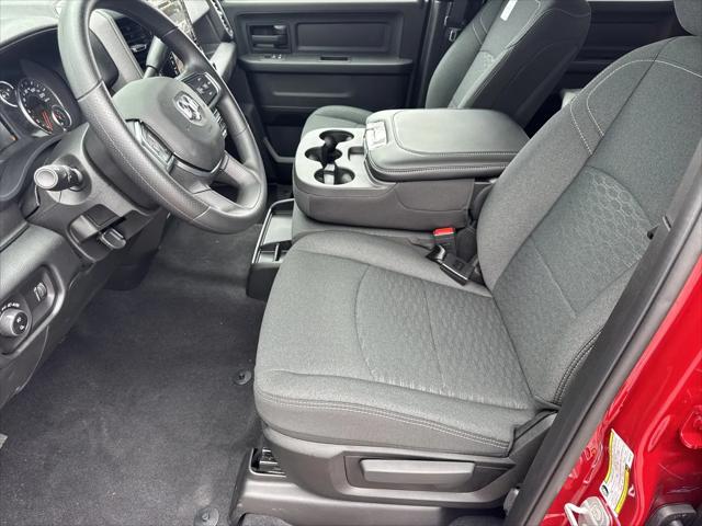 2026 Ram 2500 Black Express Crew Cab 4x4 64 Box