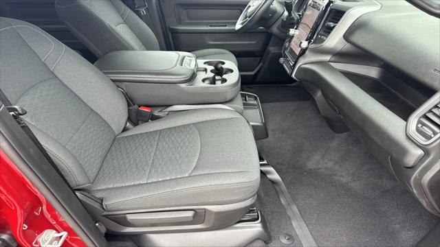 2026 Ram 2500 Black Express Crew Cab 4x4 64 Box