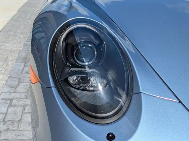 2016 Porsche 911 Carrera 4 GTS