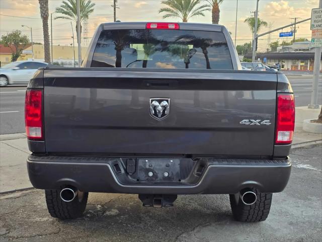 2019 Ram 1500 Classic Express Crew Cab 4x4 57 Box