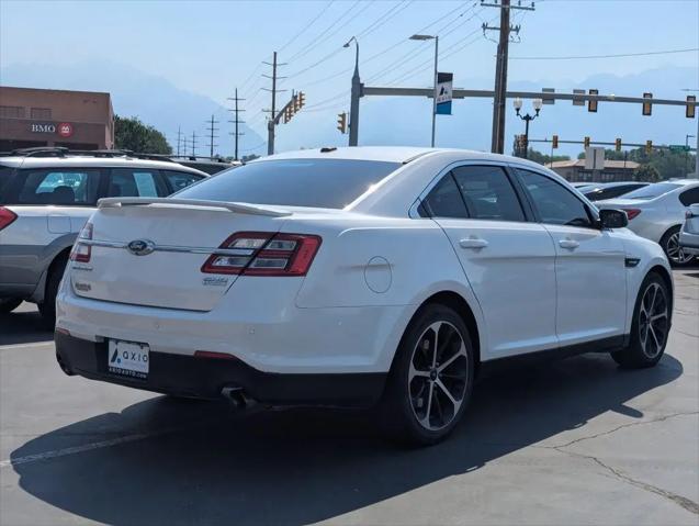 2016 Ford Taurus SHO