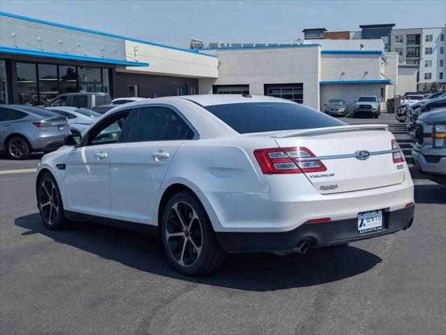 2016 Ford Taurus SHO