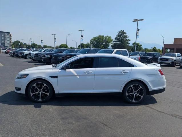 2016 Ford Taurus SHO