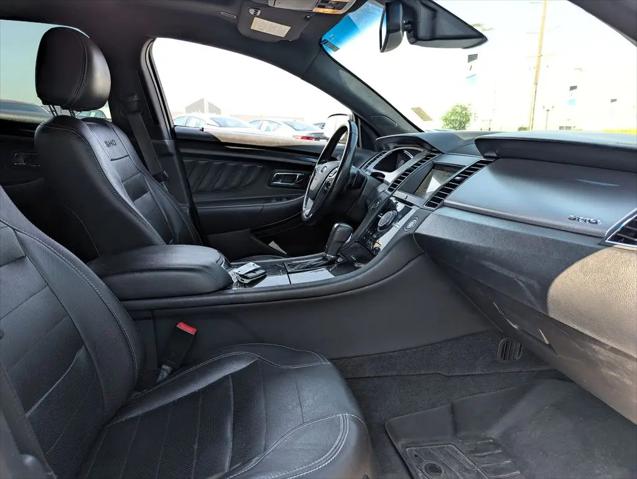 2016 Ford Taurus SHO
