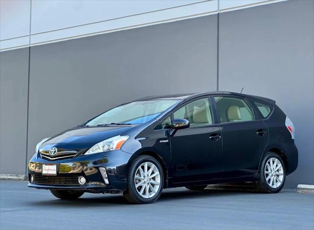 Used 2012 Toyota Prius v Liftback 5D V Specs | JD Power