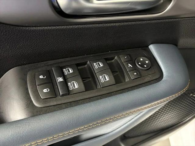 2027 Chrysler Pacifica Pinnacle