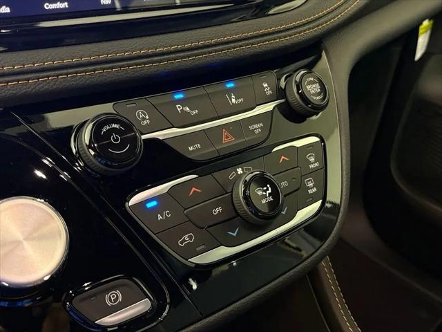 2027 Chrysler Pacifica Pinnacle