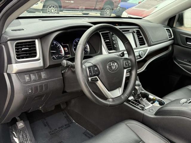 2017 Toyota Highlander XLE 2017 Toyota Highlander XLE