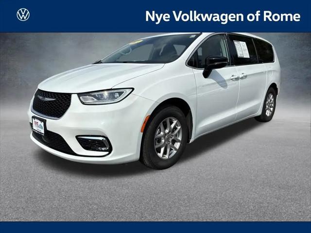 2024 Chrysler Pacifica Touring L for sale in Rome, NY