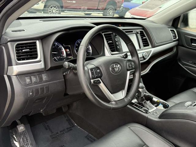 2017 Toyota Highlander XLE 2017 Toyota Highlander XLE