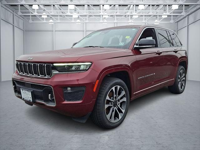 2022 Jeep Grand Cherokee Overland 4x4 2022 Jeep Grand Cherokee Overland 4x4