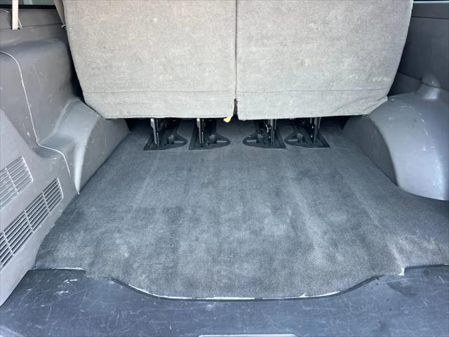 2025 Chevrolet Express Passenger RWD 3500 Extended Wheelbase LT