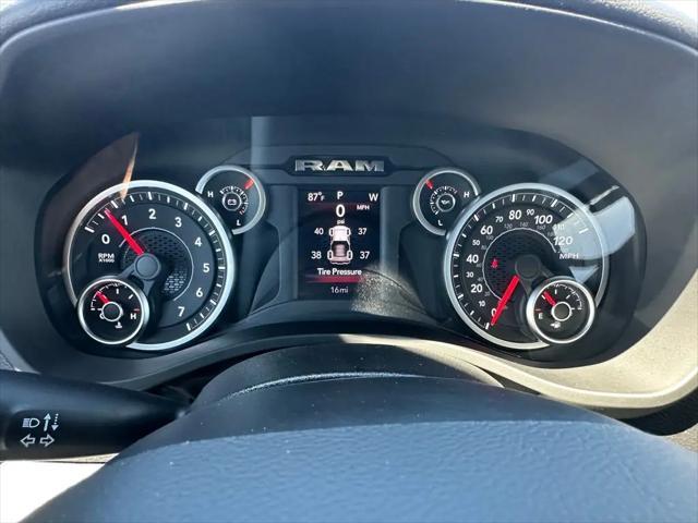2026 Ram 1500 Big Horn Crew Cab 4x4 57 Box