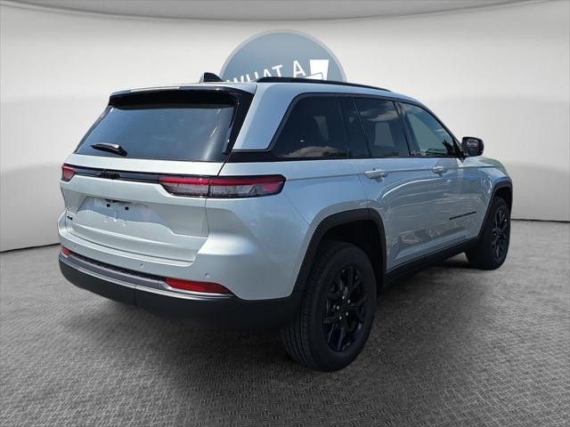 2026 Jeep Grand Cherokee GRAND CHEROKEE LAREDO ALTITUDE 4X4 2026 Jeep Grand Cherokee GRAND CHEROKEE LAREDO ALTITUDE 4X4