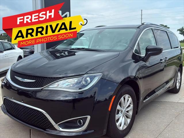 2018 Chrysler Pacifica Touring L for sale in Manhattan, KS