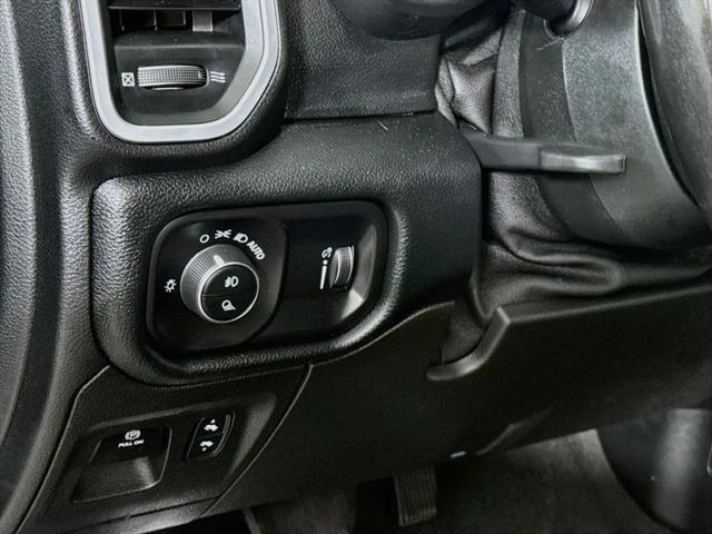 2020 Ram 1500 Big Horn Crew Cab 4x4 57 Box
