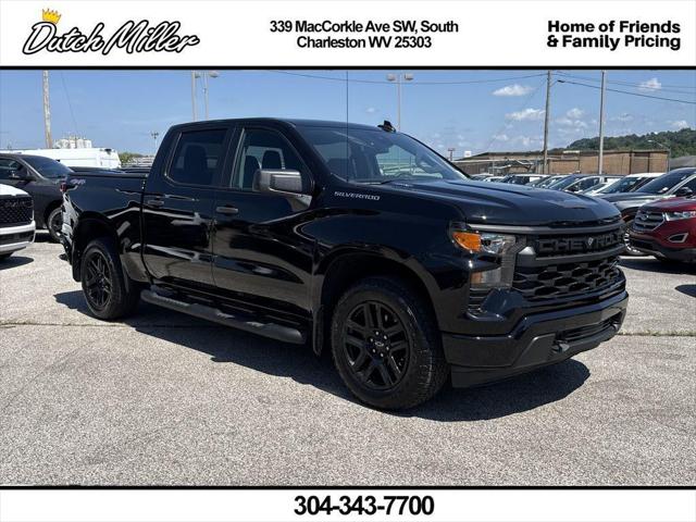 2025 Chevrolet Silverado 1500 4WD Crew Cab Short Bed Custom 2025 Chevrolet Silverado 1500 4WD Crew Cab Short Bed Custom