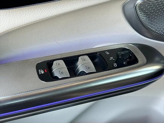 2026 Mercedes-Benz E-CLASS E 300 CLE 300