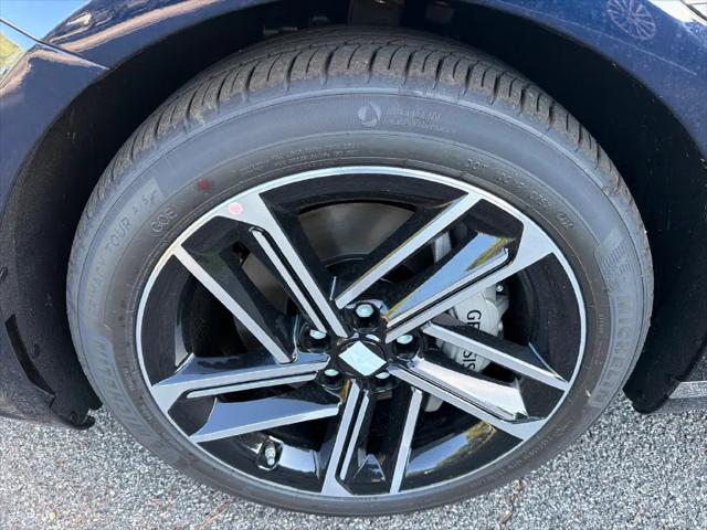 2027 Genesis G80 2.5T Advanced