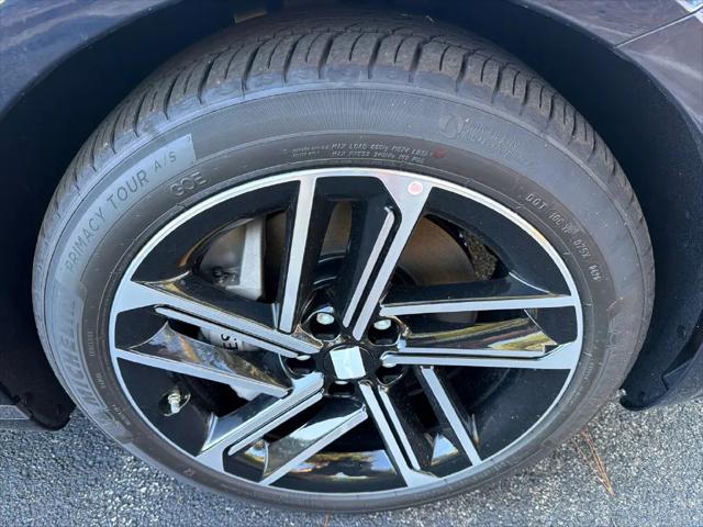 2027 Genesis G80 2.5T Advanced