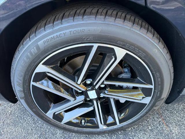 2027 Genesis G80 2.5T Advanced