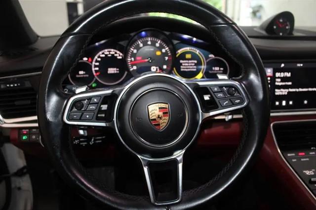 2018 Porsche Panamera Panamera
