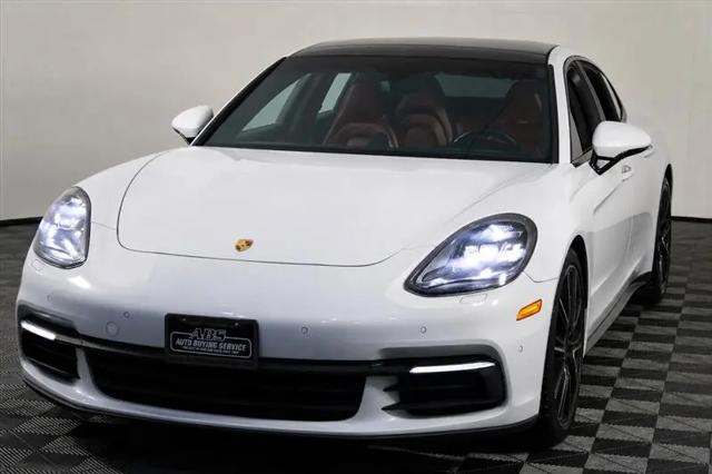 2018 Porsche Panamera Panamera
