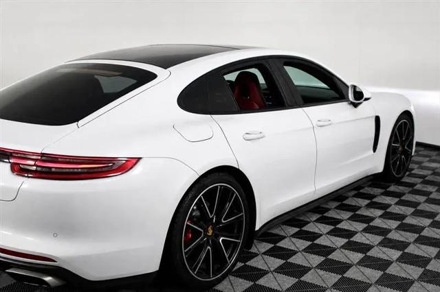 2018 Porsche Panamera Panamera
