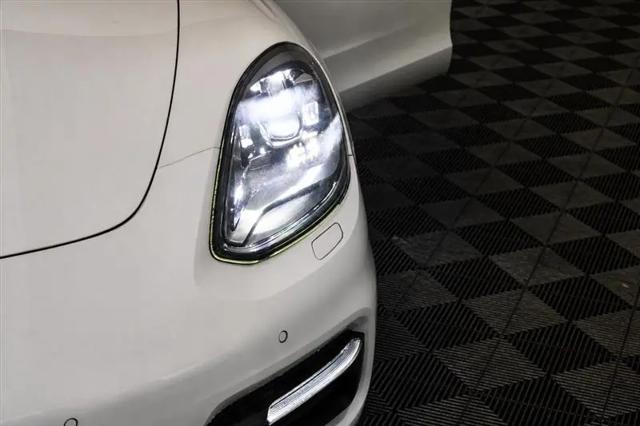 2018 Porsche Panamera Panamera