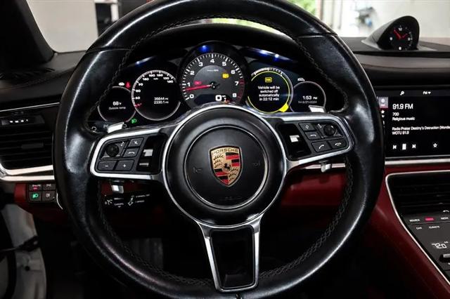 2018 Porsche Panamera Panamera