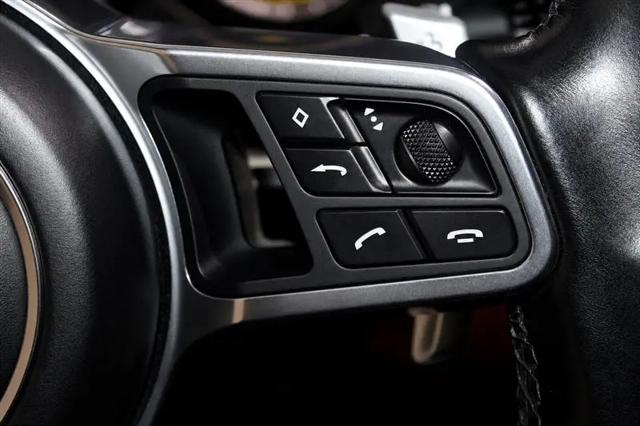 2018 Porsche Panamera Panamera