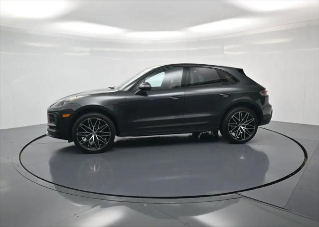 2023 Porsche Macan Macan