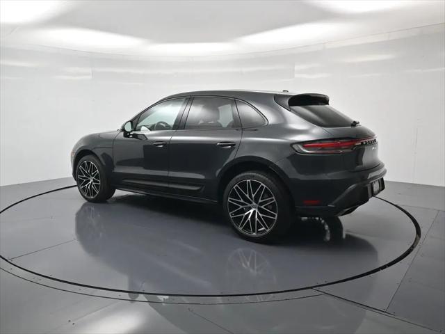 2023 Porsche Macan Macan