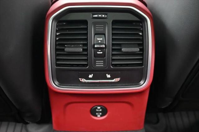 2023 Porsche Macan Macan