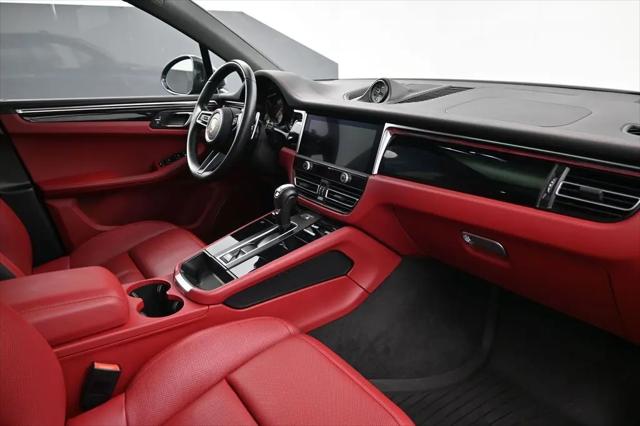 2023 Porsche Macan Macan