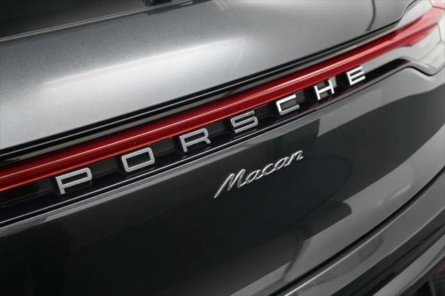 2023 Porsche Macan Macan