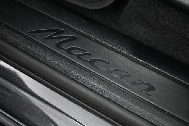2023 Porsche Macan Macan