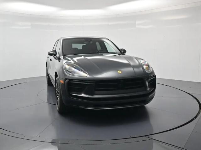 2023 Porsche Macan Macan