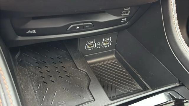2025 Chrysler Pacifica Pinnacle AWD