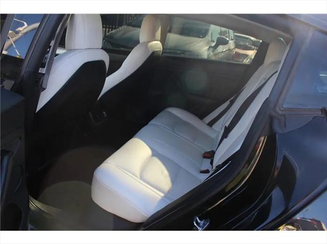 2022 Tesla Model 3 Long Range Dual Motor All-Wheel Drive