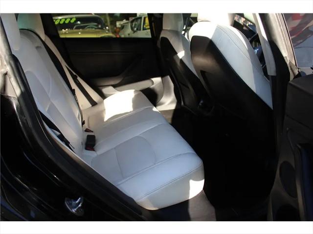 2022 Tesla Model 3 Long Range Dual Motor All-Wheel Drive