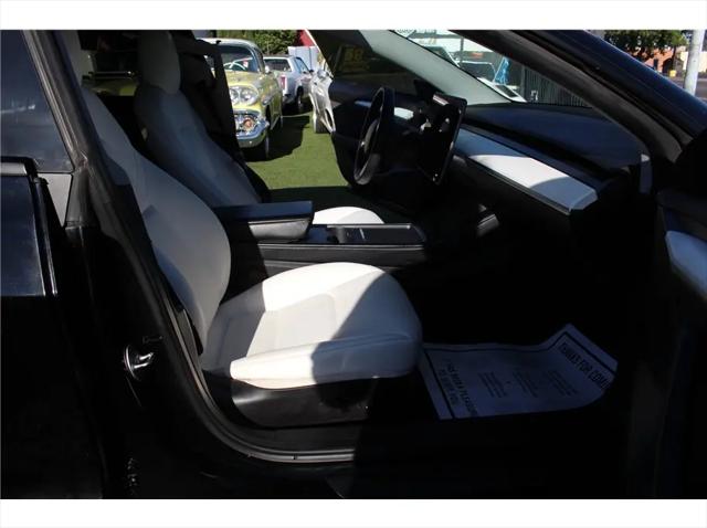 2022 Tesla Model 3 Long Range Dual Motor All-Wheel Drive