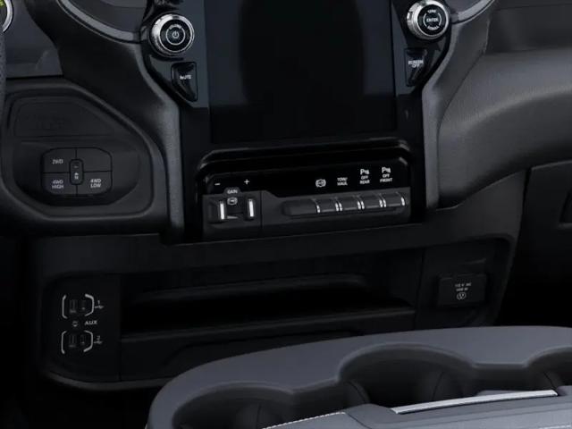 2026 Ram 2500 Black Express Crew Cab 4x4 64 Box
