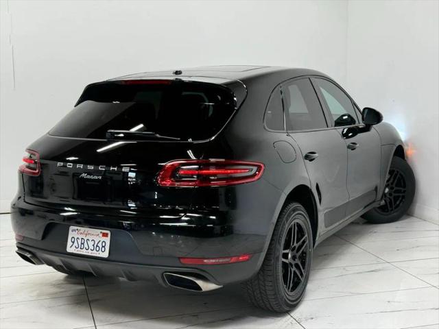 2018 Porsche Macan Base