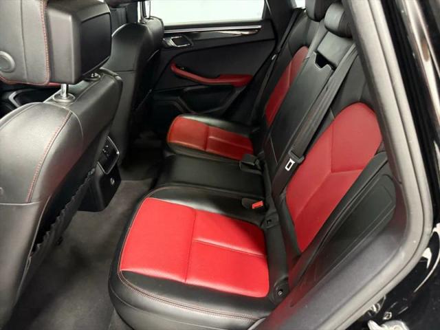2018 Porsche Macan Base