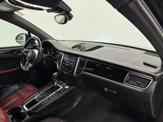 2018 Porsche Macan Base
