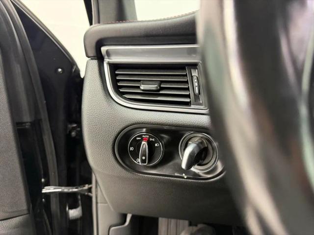 2018 Porsche Macan Base