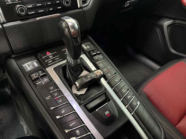 2018 Porsche Macan Base