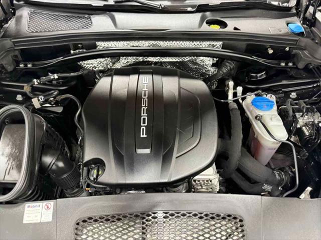 2018 Porsche Macan Base